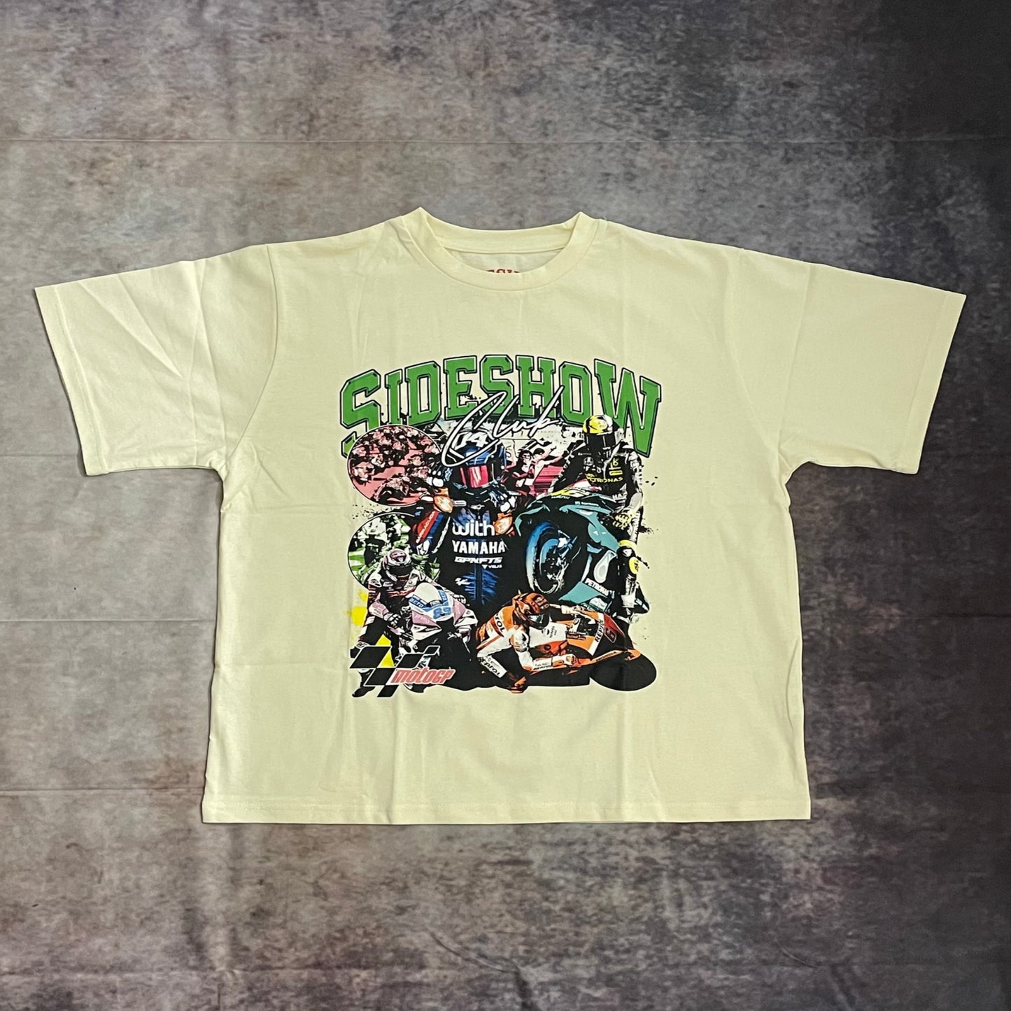 Camiseta GRÁFICA MOTO GP (CREMA)